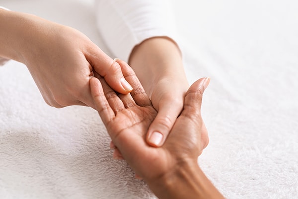 Hand Reneal Massage Upgrade with Riman Korean Skin Care